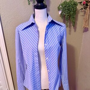 Farinaz Taghavi women’s size 8 striped button-up shirt in a fresh blue and white